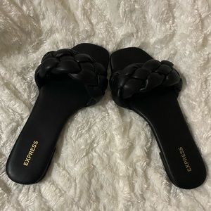 Express braided black sandals size 8